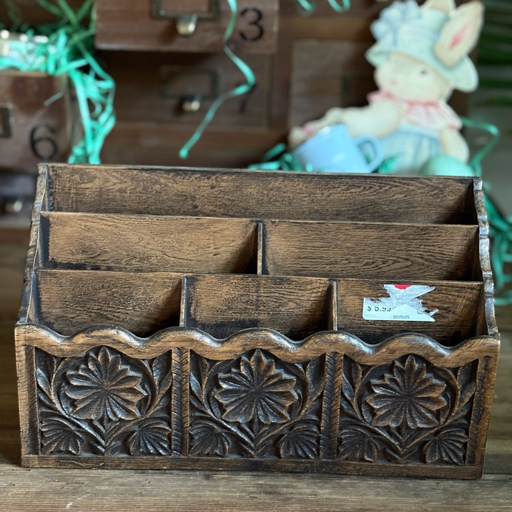 Lerner faux Carved Wooden Desk Organizer